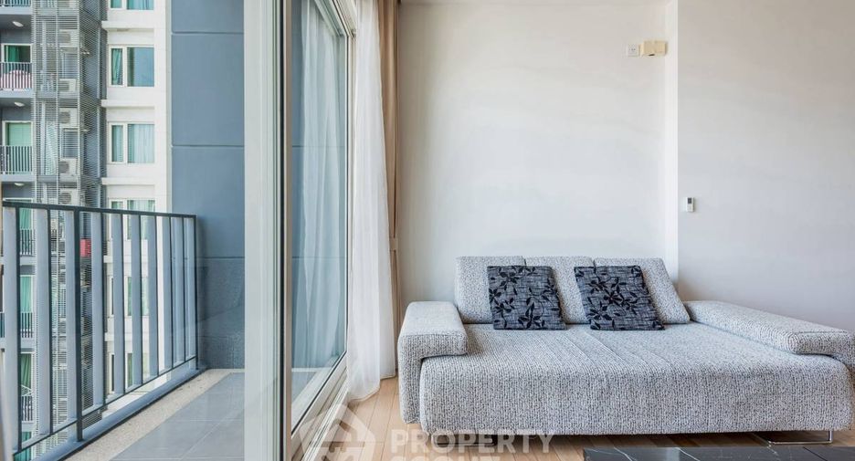 For sale 1 bed condo in Khlong Toei, Bangkok