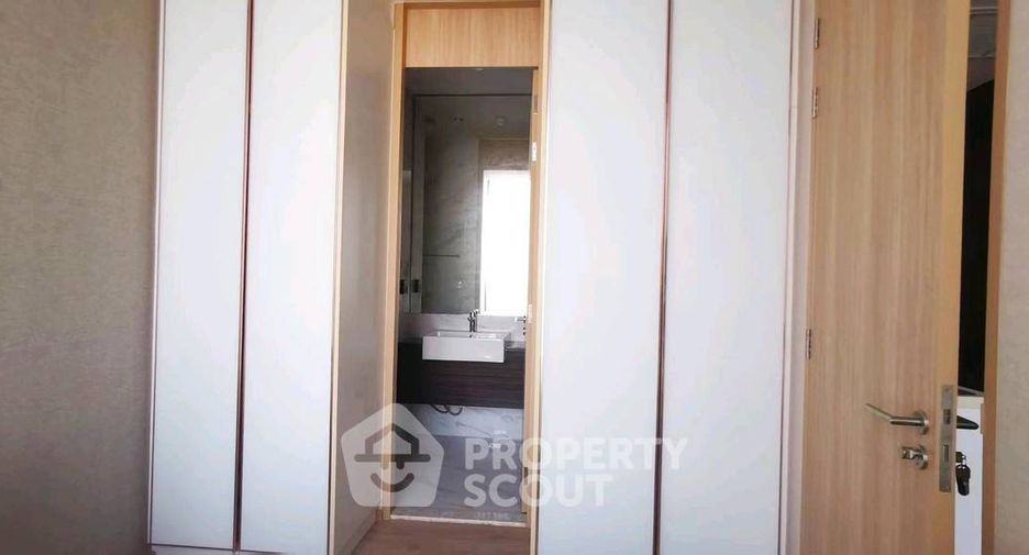 For sale 1 bed condo in Khlong Toei, Bangkok