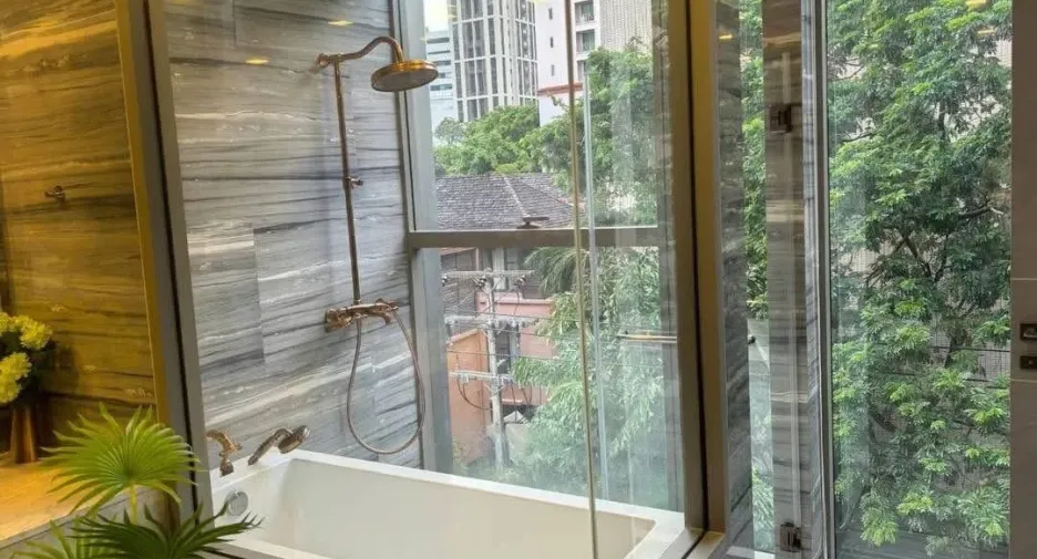 For rent 3 bedrooms condo in Watthana, Bangkok