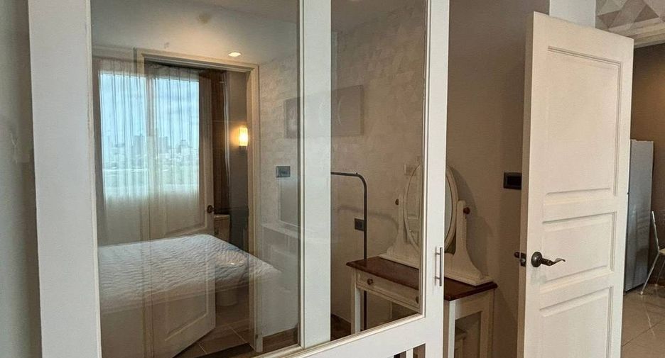 For rent 1 bed condo in Huai Khwang, Bangkok