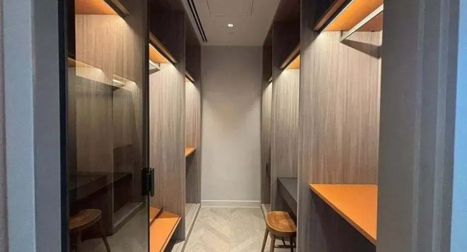 For rent 2 bedrooms condo in Sathon, Bangkok