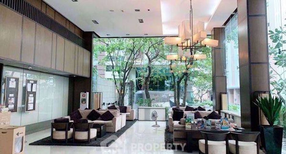 Wohnung zur Miete mit 2 Zimmer in Pathum Wan, Bangkok