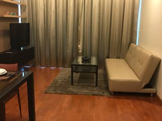For rent 2 bedrooms condo in Pathum Wan, Bangkok