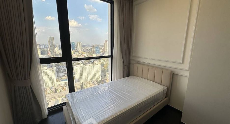 For rent 2 ベッドルーム condo in Watthana, Bangkok