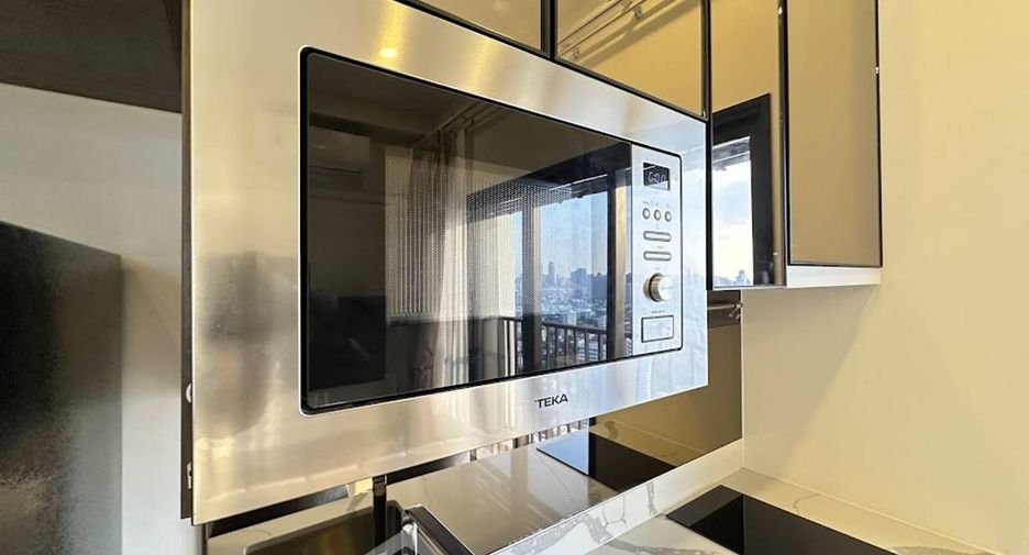 For rent 2 ベッドルーム condo in Watthana, Bangkok