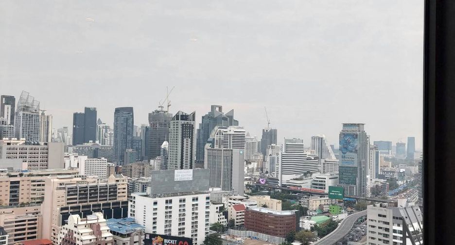 For sale 1 bed condo in Pathum Wan, Bangkok