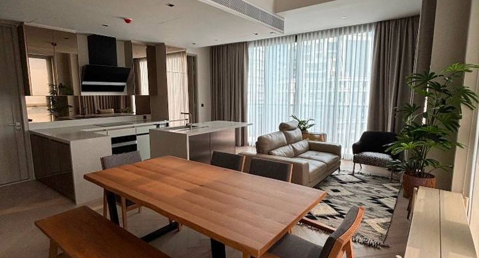 For sale 2 bedrooms condo in Sathon, Bangkok
