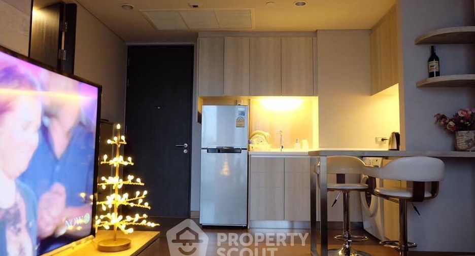 For sale 1 bed condo in Khlong Toei, Bangkok