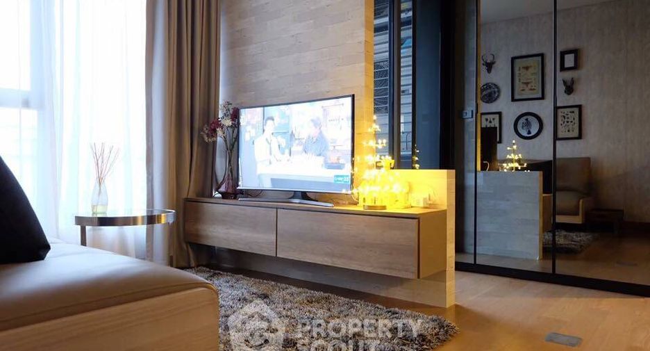 For sale 1 bed condo in Khlong Toei, Bangkok