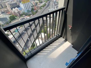 Wohnung zum Kauf mit 1 Zimmer in Pathum Wan, Bangkok