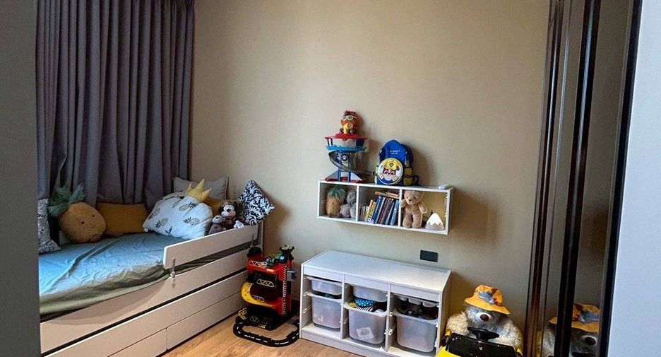 For sale 2 bedrooms condo in Watthana, Bangkok