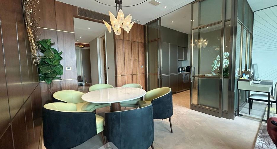 For sale 2 bedrooms condo in Khlong San, Bangkok