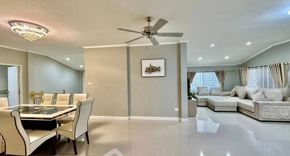 Villa zum Kauf mit 4 Zimmer in East Pattaya, Pattaya