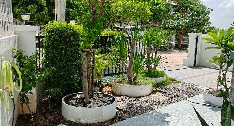 For sale 3 ベッドルーム house in East Pattaya, Pattaya