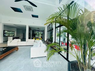For sale 4 bedrooms house in Bang Lamung, Chonburi