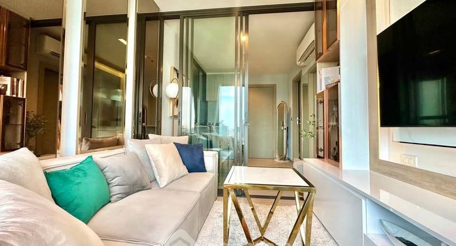 For sale 1 bed condo in Huai Khwang, Bangkok