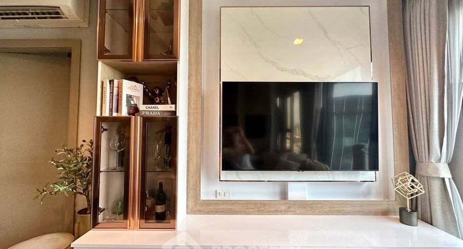 For sale 1 bed condo in Huai Khwang, Bangkok
