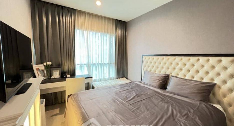 For sale 2 bedrooms condo in Huai Khwang, Bangkok
