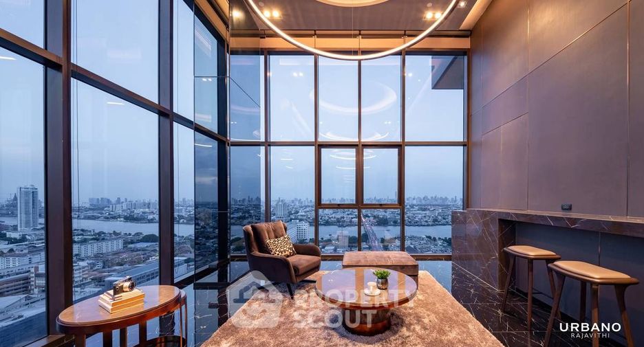 For sale 2 bedrooms condo in Bang Phlat, Bangkok