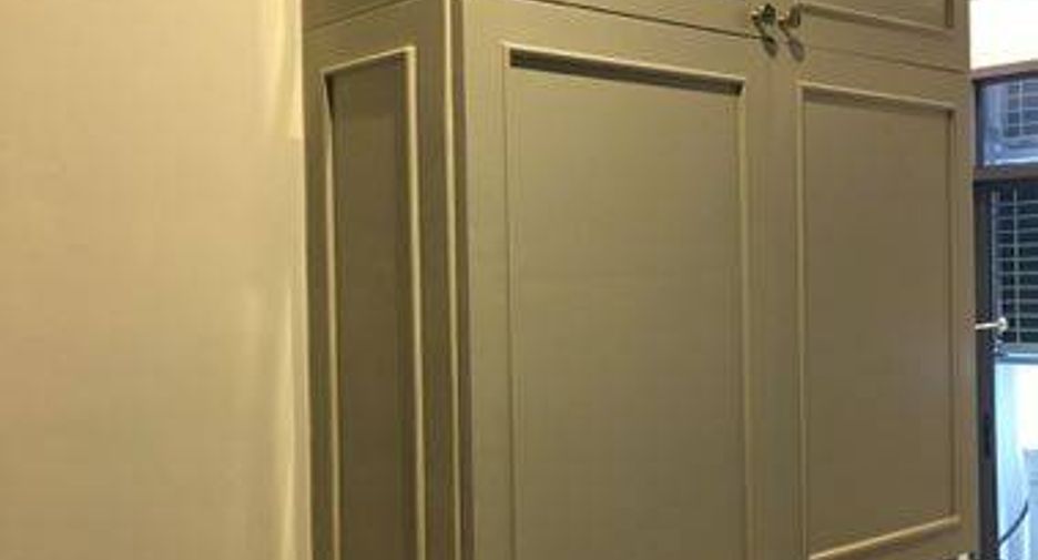 For sale 2 bedrooms condo in Phra Khanong, Bangkok
