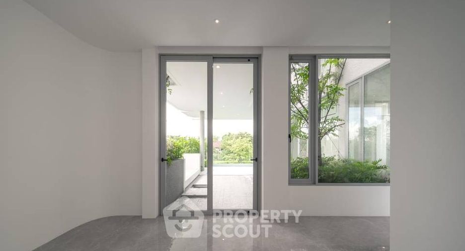 For sale 3 bedrooms house in Prawet, Bangkok