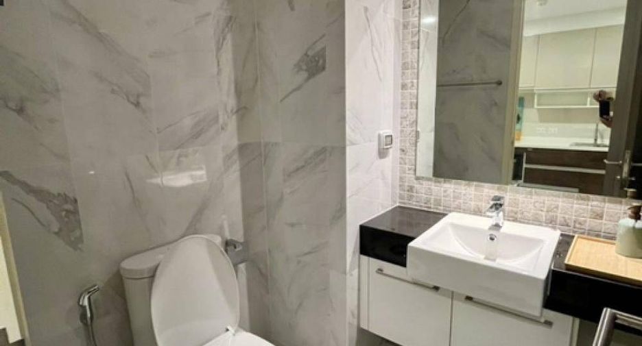 For sale 1 bed condo in Khlong San, Bangkok