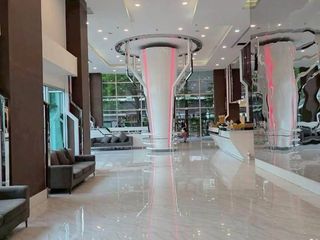 For sale 1 Beds condo in Huai Khwang, Bangkok