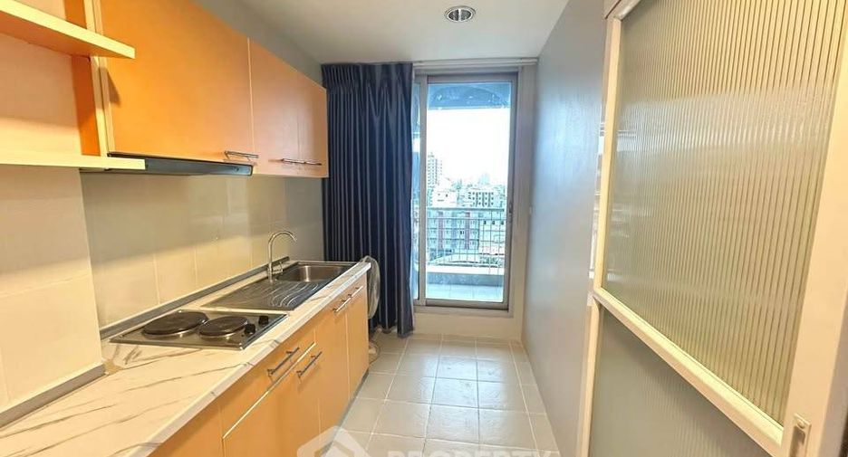 For sale 1 bed condo in Huai Khwang, Bangkok