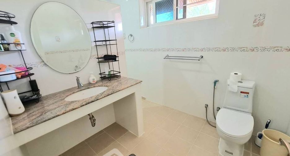 For sale 4 bedrooms villa in Bang Saray, Pattaya