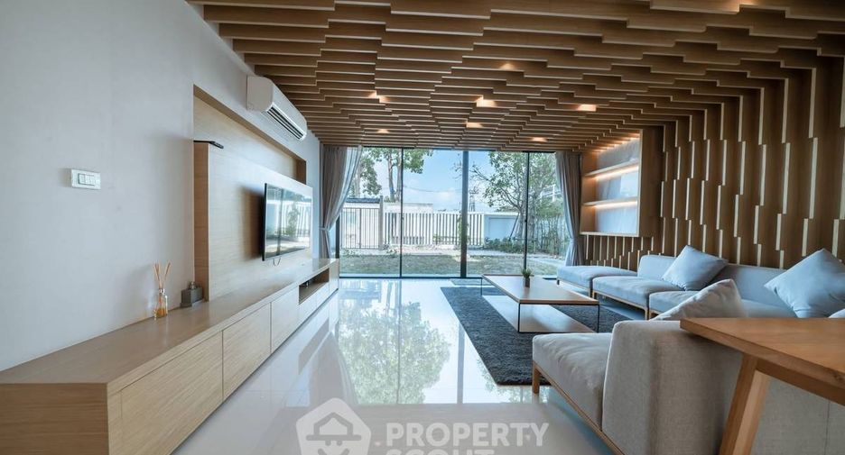 Villa zum Kauf mit 3 Zimmer in Sattahip, Chonburi