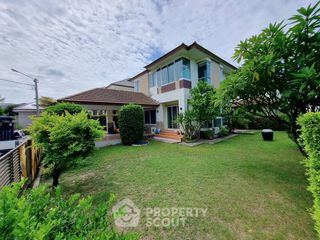 For sale 3 bedrooms house in Thawi Watthana, Bangkok