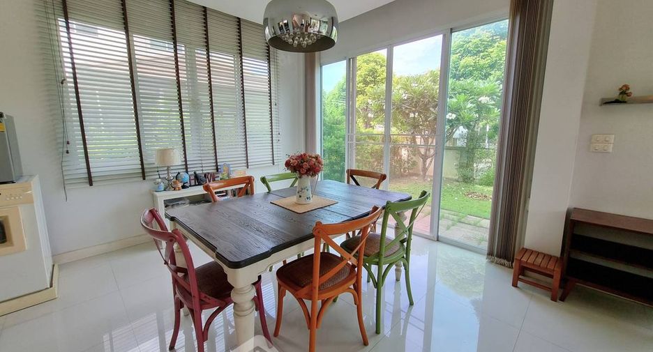 For sale 3 bedrooms house in Thawi Watthana, Bangkok