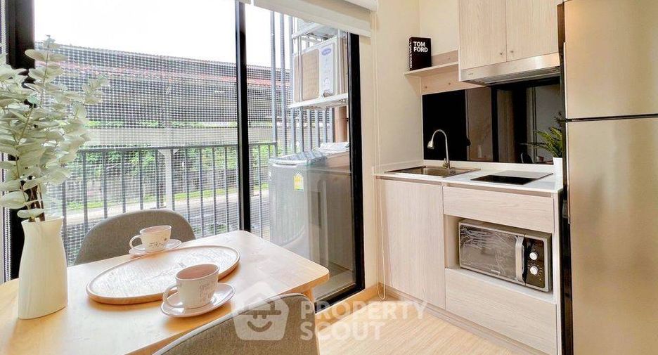 À vendre 1 chambre condo à Phra Khanong, Bangkok