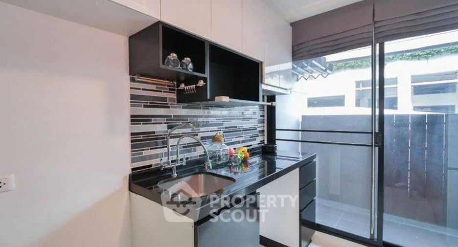 For sale 2 bedrooms condo in Khlong San, Bangkok