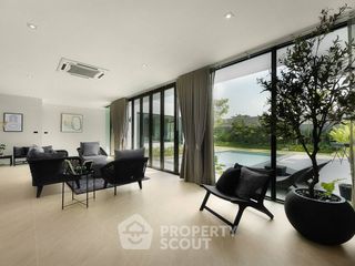 For sale 3 bedrooms villa in Bang Lamung, Chonburi