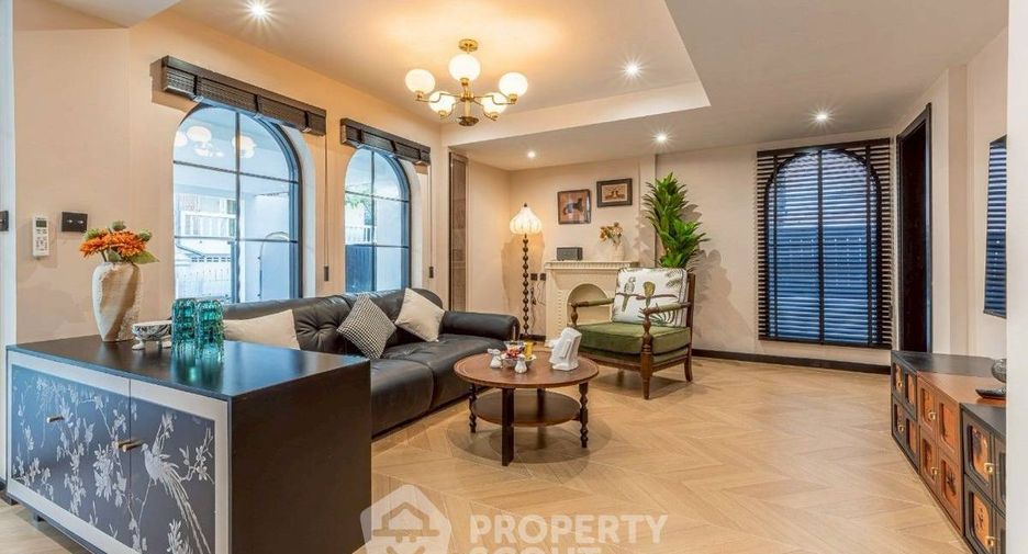 Villa en venta de 4 habitaciones en Jomtien, Pattaya