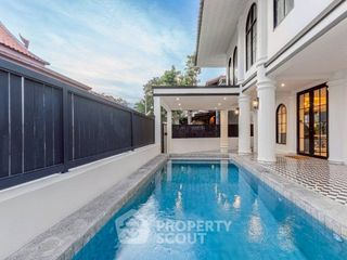 For sale 4 bedrooms villa in Bang Lamung, Chonburi