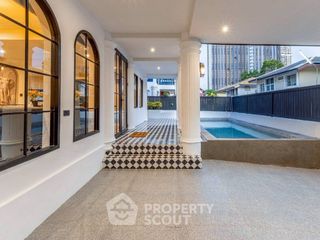 For sale 4 bedrooms villa in Bang Lamung, Chonburi