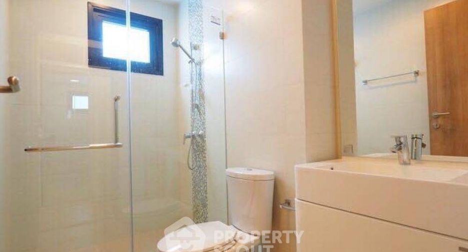 For sale 1 bed condo in Huai Khwang, Bangkok