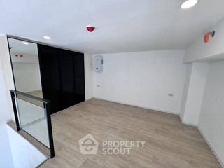 For sale 1 bed condo in Huai Khwang, Bangkok