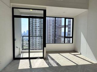 For sale 1 bed condo in Huai Khwang, Bangkok