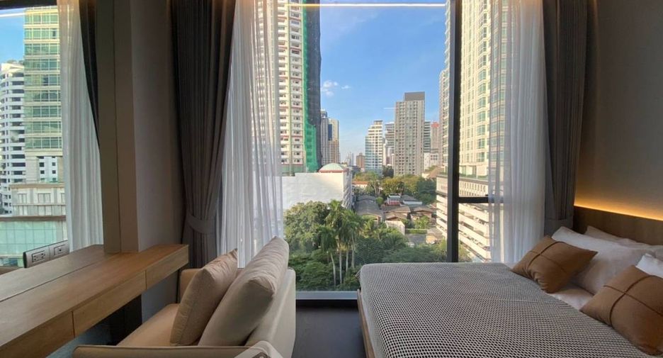 For sale 2 bedrooms condo in Khlong Toei, Bangkok