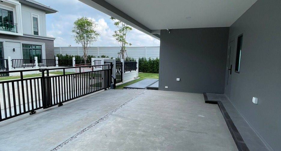For sale 4 bedrooms house in Saphan Sung, Bangkok
