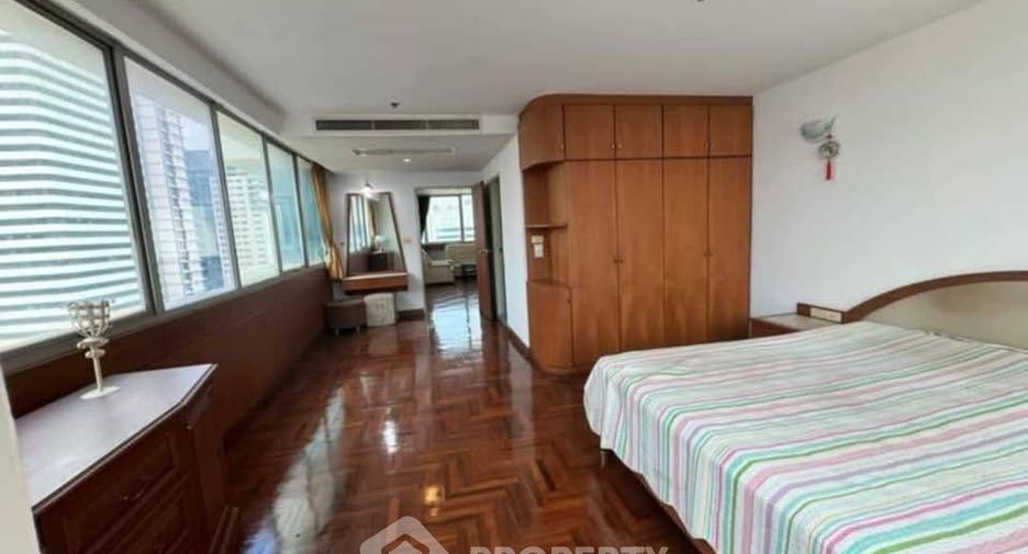 For sale 2 bedrooms condo in Watthana, Bangkok