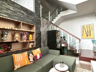 For sale 4 bedrooms house in Lat Phrao, Bangkok