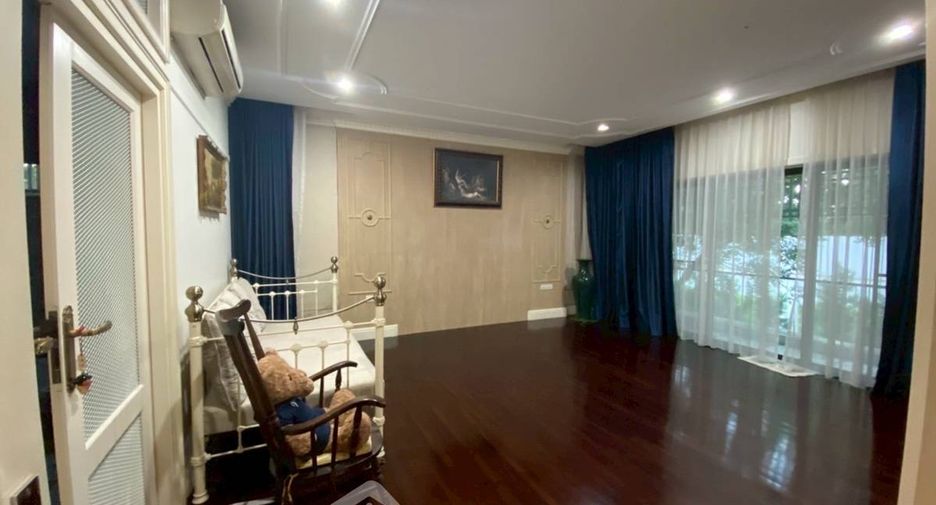 Haus zum Kauf mit 3 Zimmer in Bang Khen, Bangkok