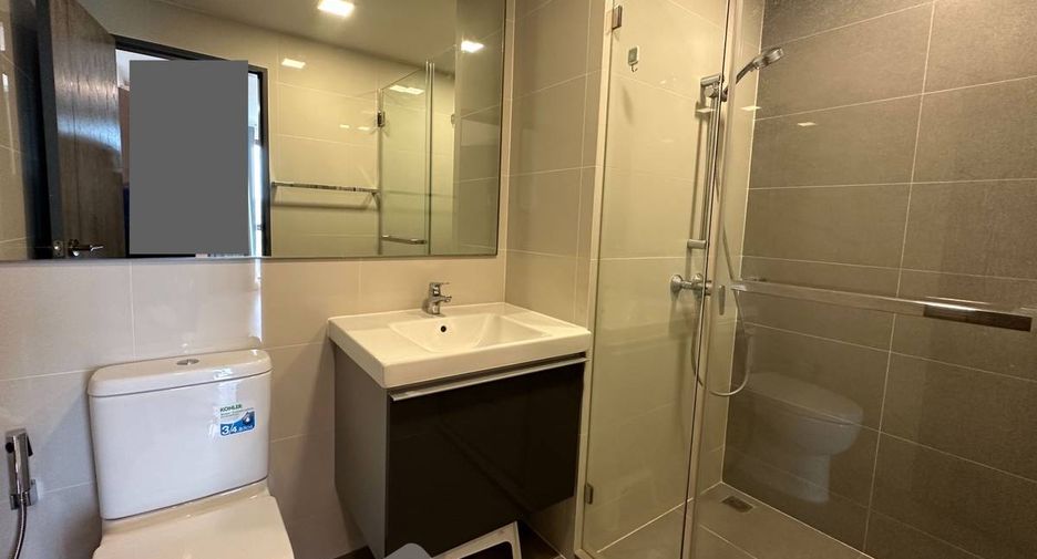 For sale 2 bedrooms condo in Khlong Toei, Bangkok