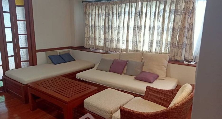 For sale 2 bedrooms condo in Wang Thonglang, Bangkok