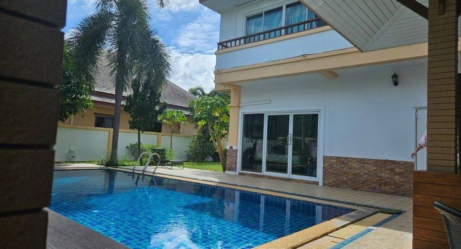 For sale 4 bedrooms house in Huay Yai, Pattaya
