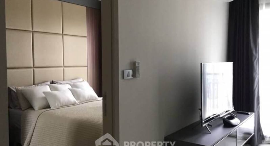 For sale 2 bedrooms condo in Khlong Toei, Bangkok